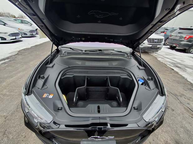 Images Currie Motors Ford of Frankfort