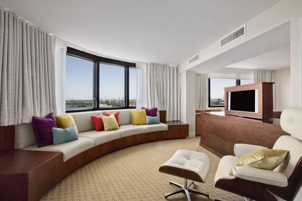 Images Hilton Miami Airport Blue Lagoon