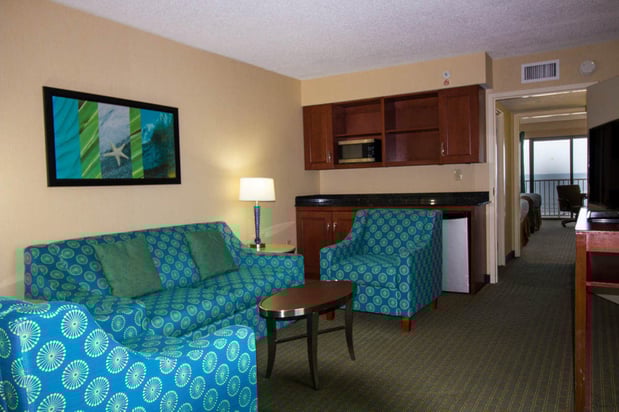 Images Holiday Inn & Suites Virginia Beach - North Beach by IHG