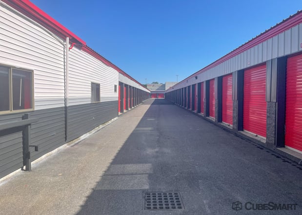 Images CubeSmart Self Storage