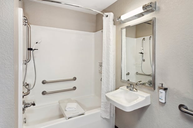 Images Candlewood Suites Appleton by IHG
