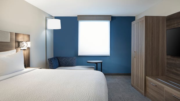 Images Holiday Inn Express Dallas Medical - Market Ctr by IHG