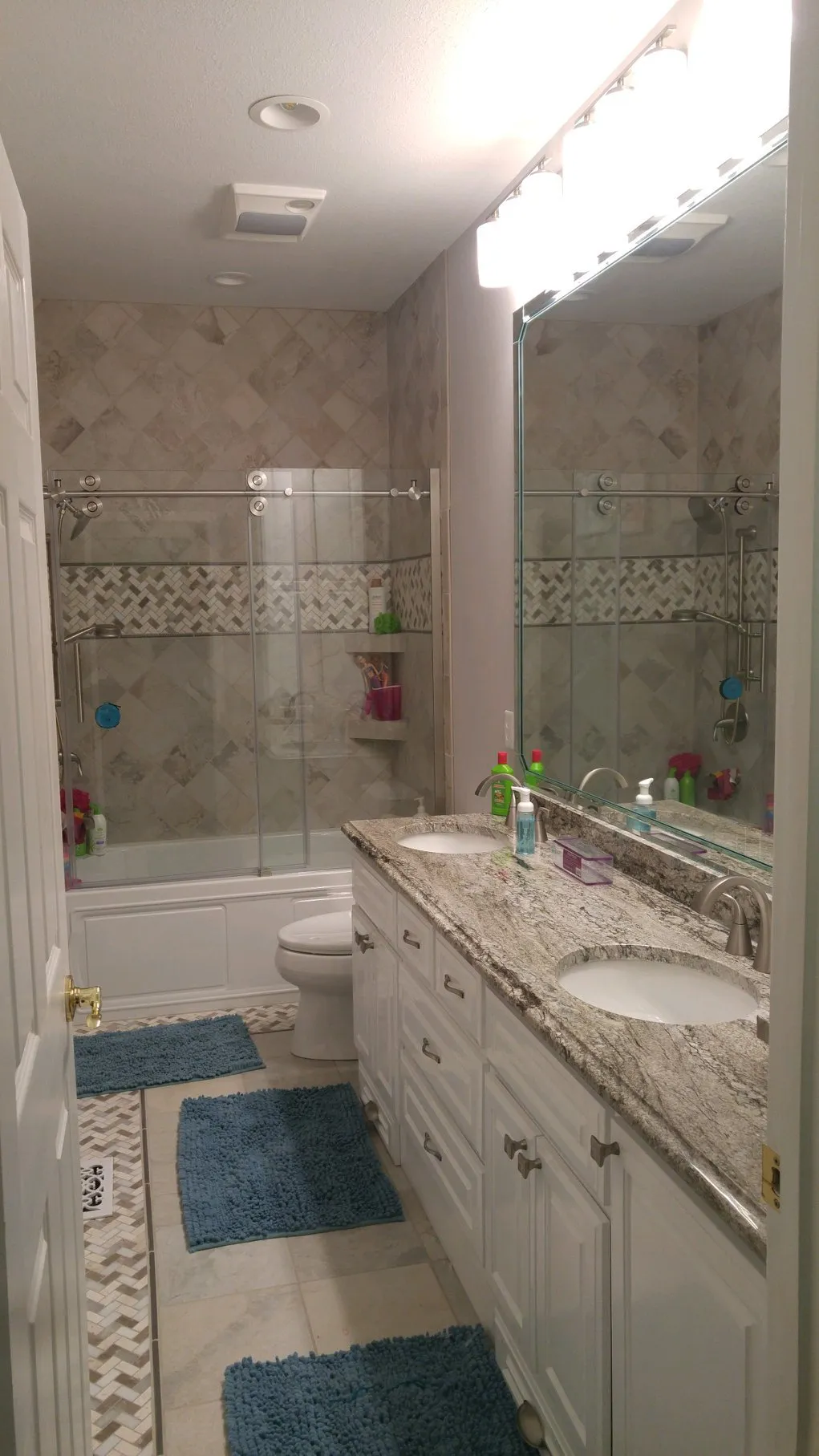 Full Force Contracting Image