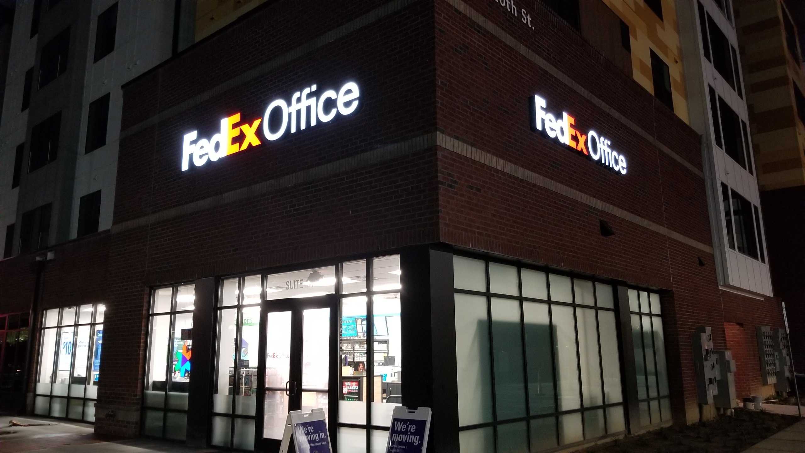 FedEx Office Print & Ship Center Image