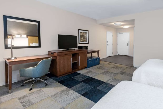 Images Hampton Inn & Suites San Antonio Brooks City Base