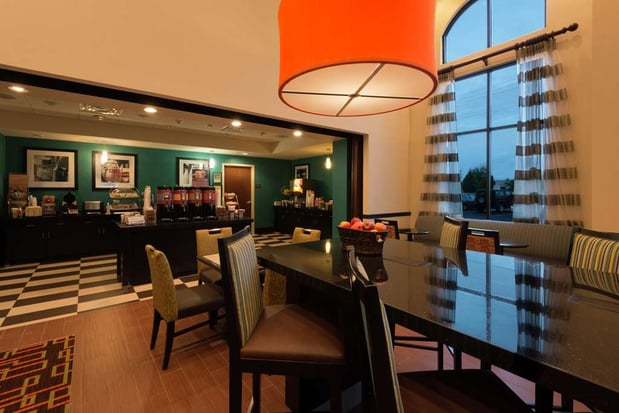 Images Hampton Inn & Suites Clarksville