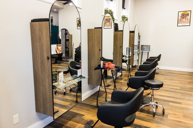 Images Salon St. Louis