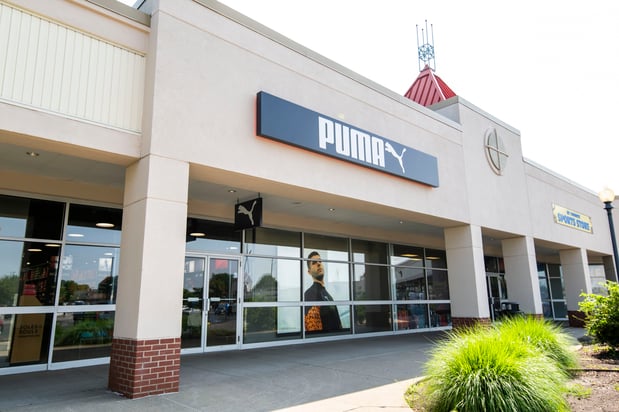 Images Finger Lakes Premium Outlets