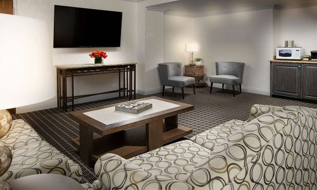 Images Hilton Chicago/Northbrook