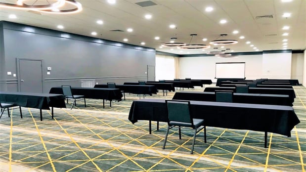 Images Holiday Inn & Suites Across From Universal Orlando by IHG