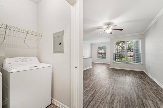 Images Estates At Bellaire