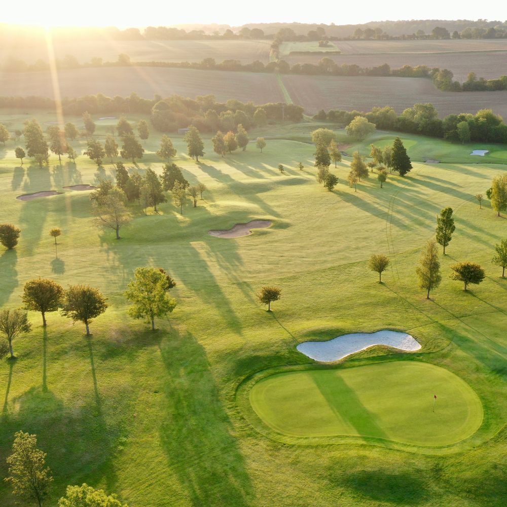 Golf & Country Club Chesfield Downs Hitchin 01462 482929