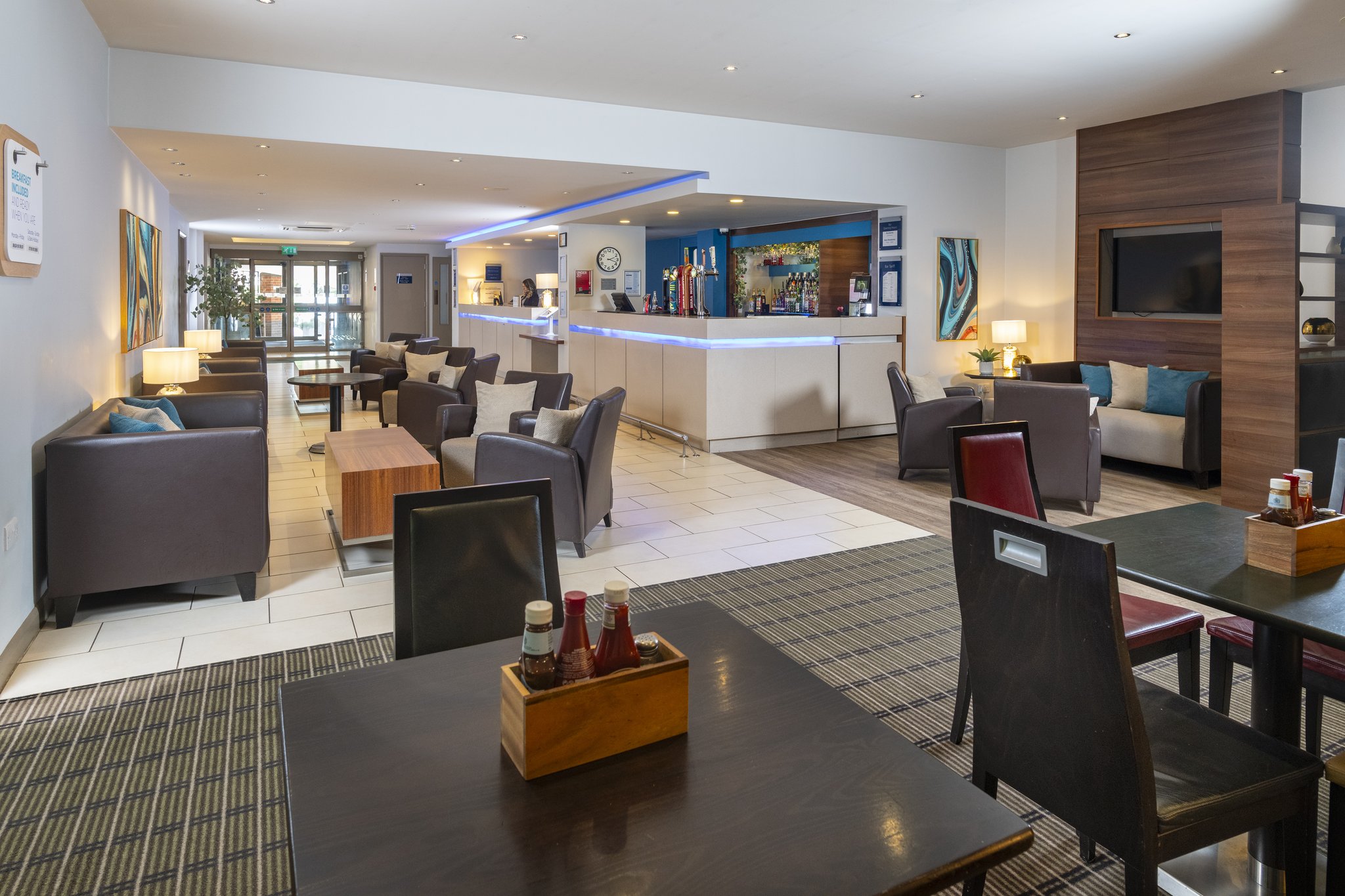 Holiday Inn Express Taunton East by IHG