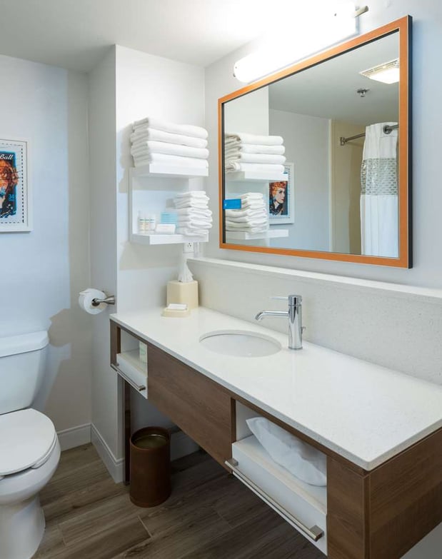 Images Hampton Inn & Suites Jamestown