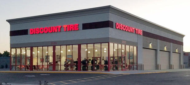 Images Discount Tire