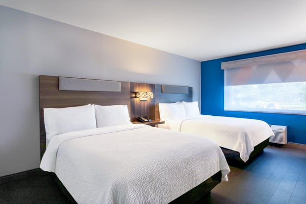 Images Holiday Inn Express Clearwater East - Icot Center by IHG