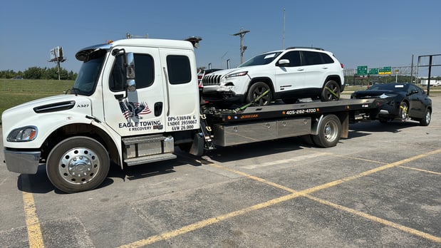 Images Eagle Towing & Recovery