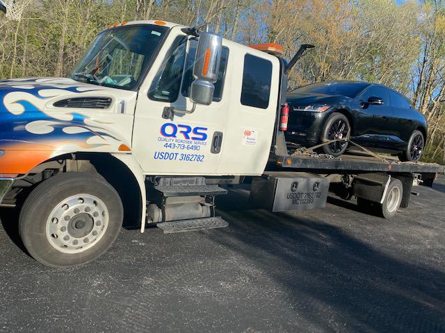 Quality Roadside Service and Towing Photo