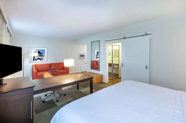 Images Hampton Inn & Suites by Hilton Houston North IAH