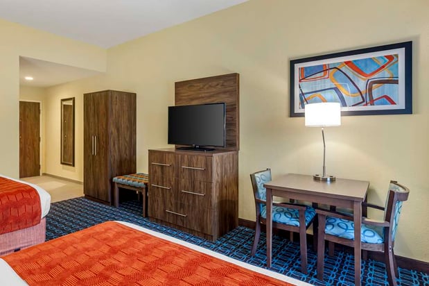 Images Best Western Plus North Shore Hotel