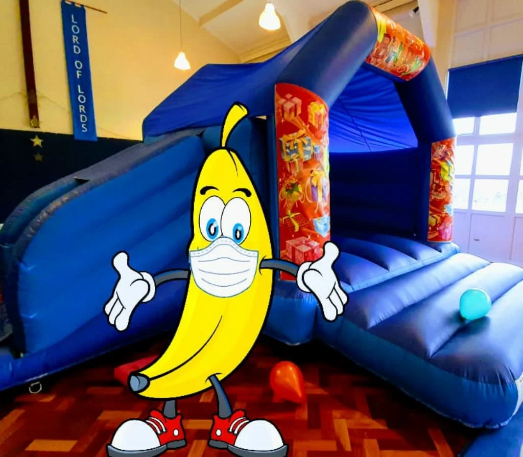 Images Top Banana Bouncy Castles