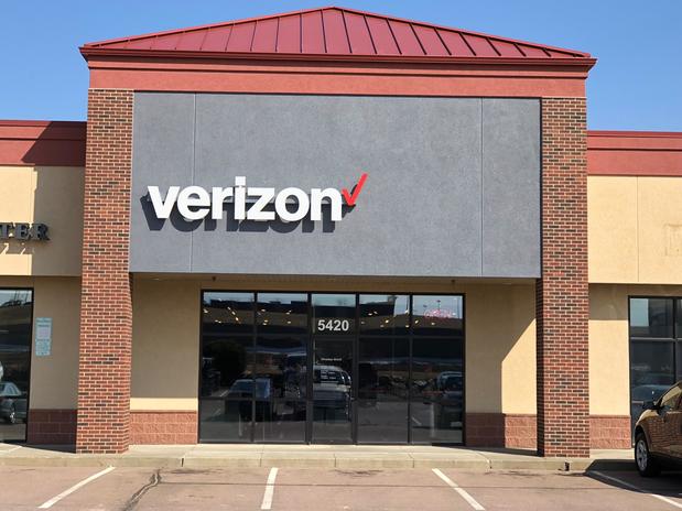 Images Verizon Authorized Retailer - Wireless World
