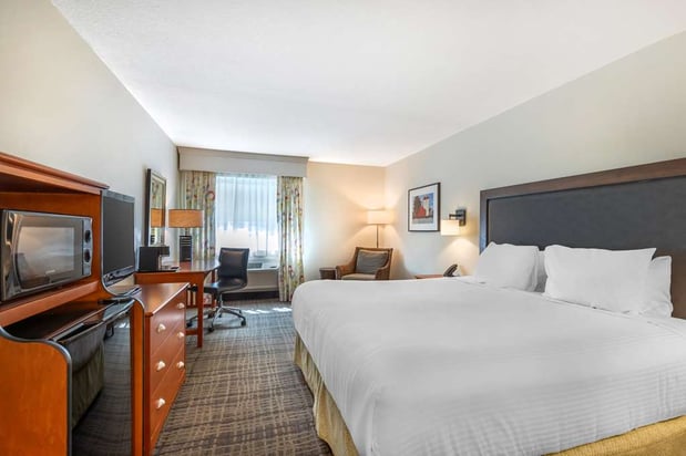 Images Best Western Plus University Park Inn & Suites