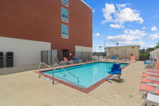 Images Holiday Inn Express & Suites Houston Nasa - Boardwalk Area by IHG
