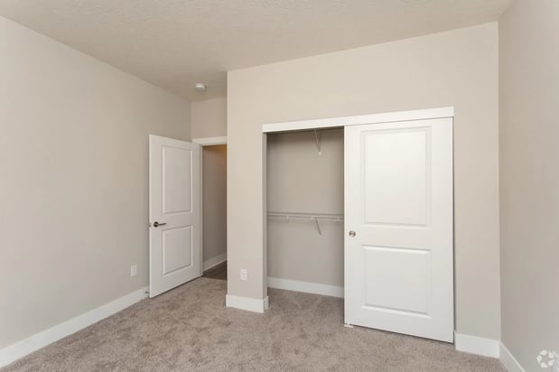 Images The Flats on Houk