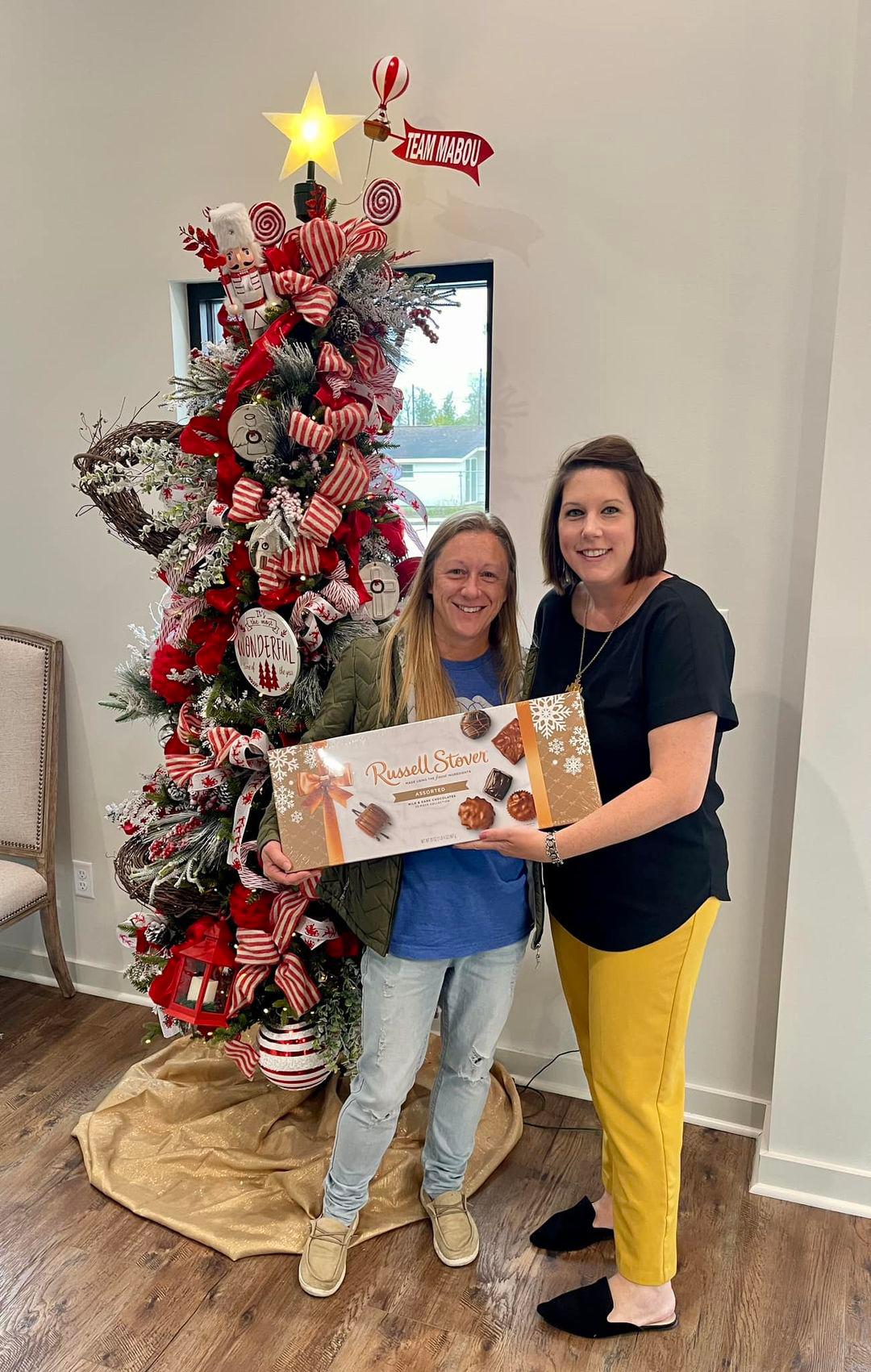 We really do have the sweetest customers!! Thank you to the Link Family for thinking of us! Jennifer Mabou - State Farm Insurance Agent Sulphur (337)527-0027