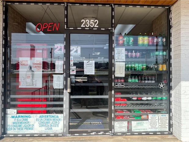 Images DC Liquors - NW Military