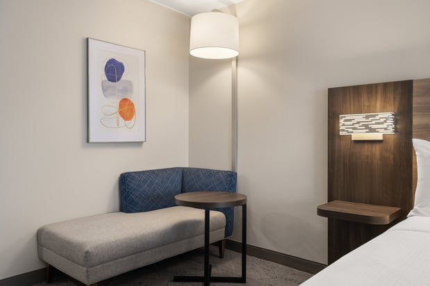 Images Holiday Inn Express Fayetteville - Fort Bragg by IHG