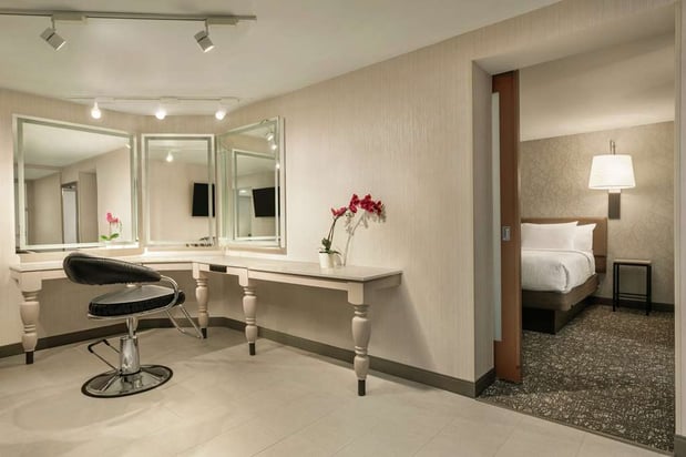 Images Hilton Garden Inn Springfield, NJ