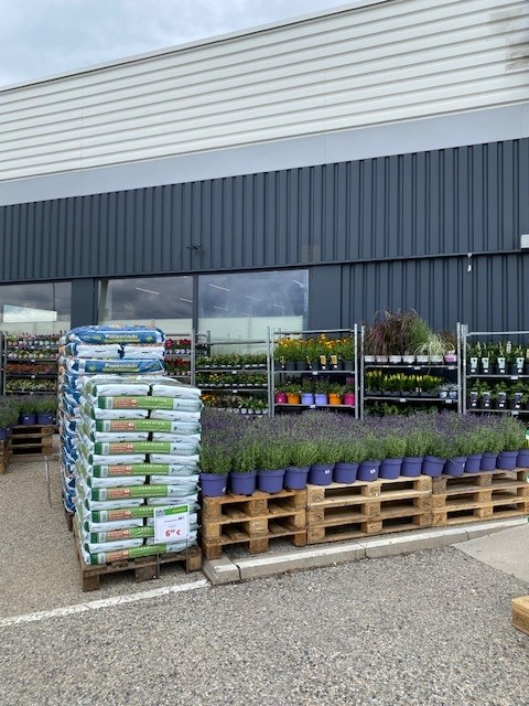 CENTERSHOP Frauenhofen, Wiener Straße 5, in Frauenhofen