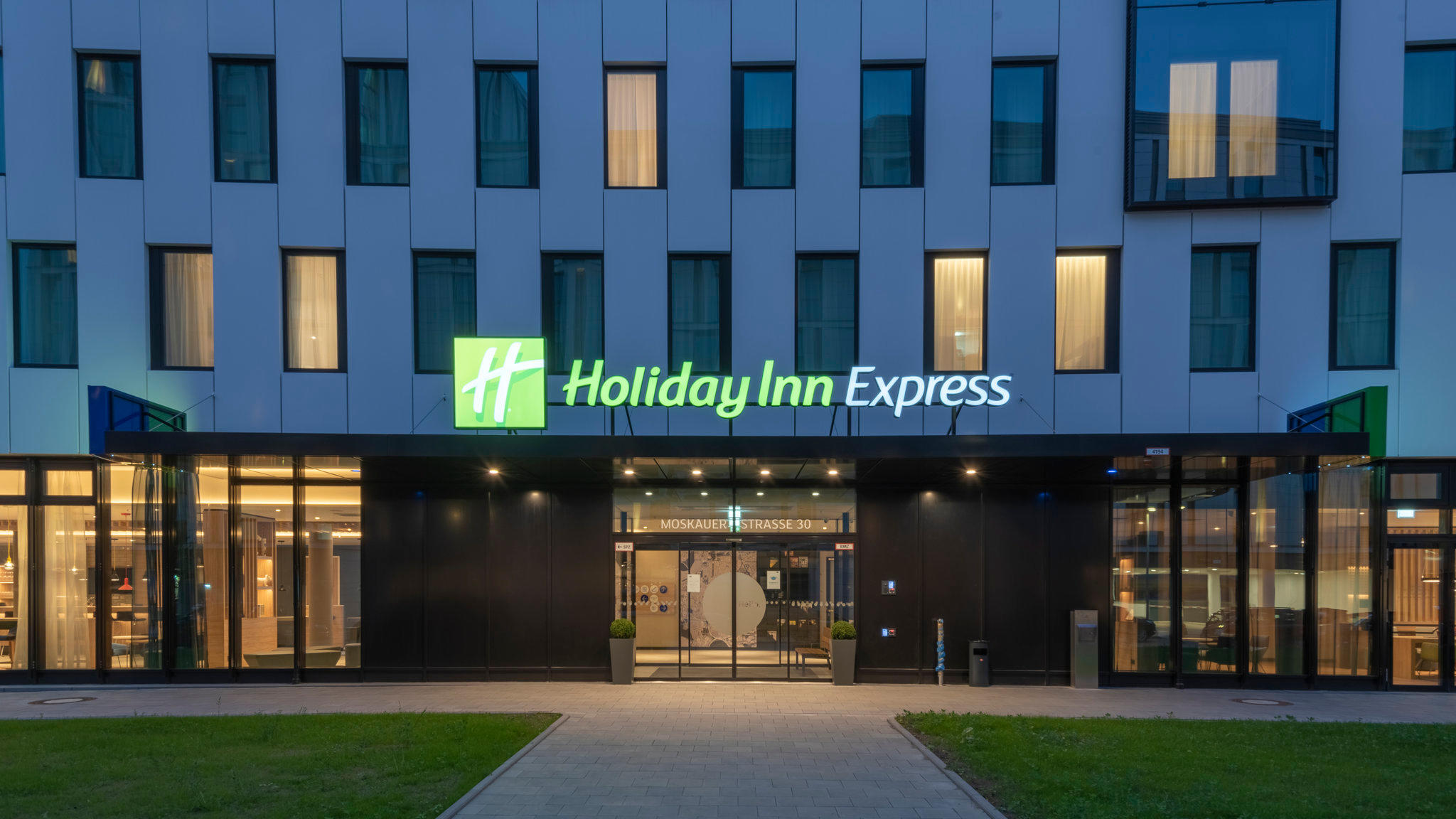 Bilder Holiday Inn Express Düsseldorf - Hauptbahnhof, an IHG Hotel