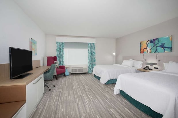 Images Hilton Garden Inn Omaha Aksarben Village