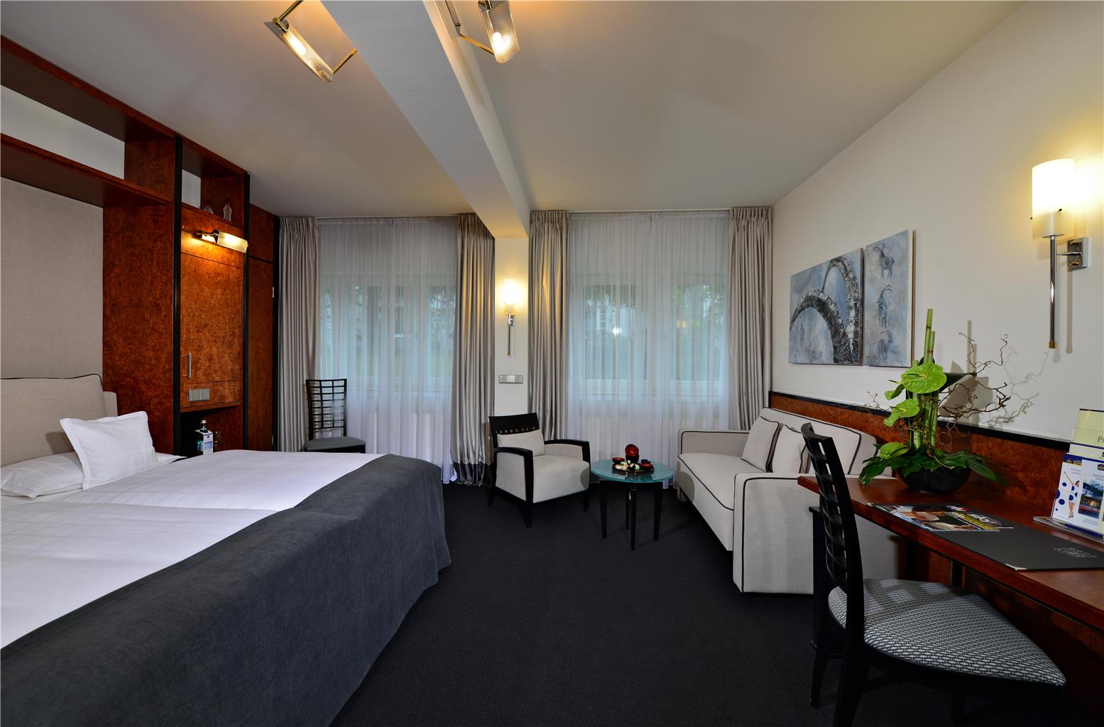 Best Western Premier Parkhotel Kronsberg, Gut Kronsberg 1 in Hannover