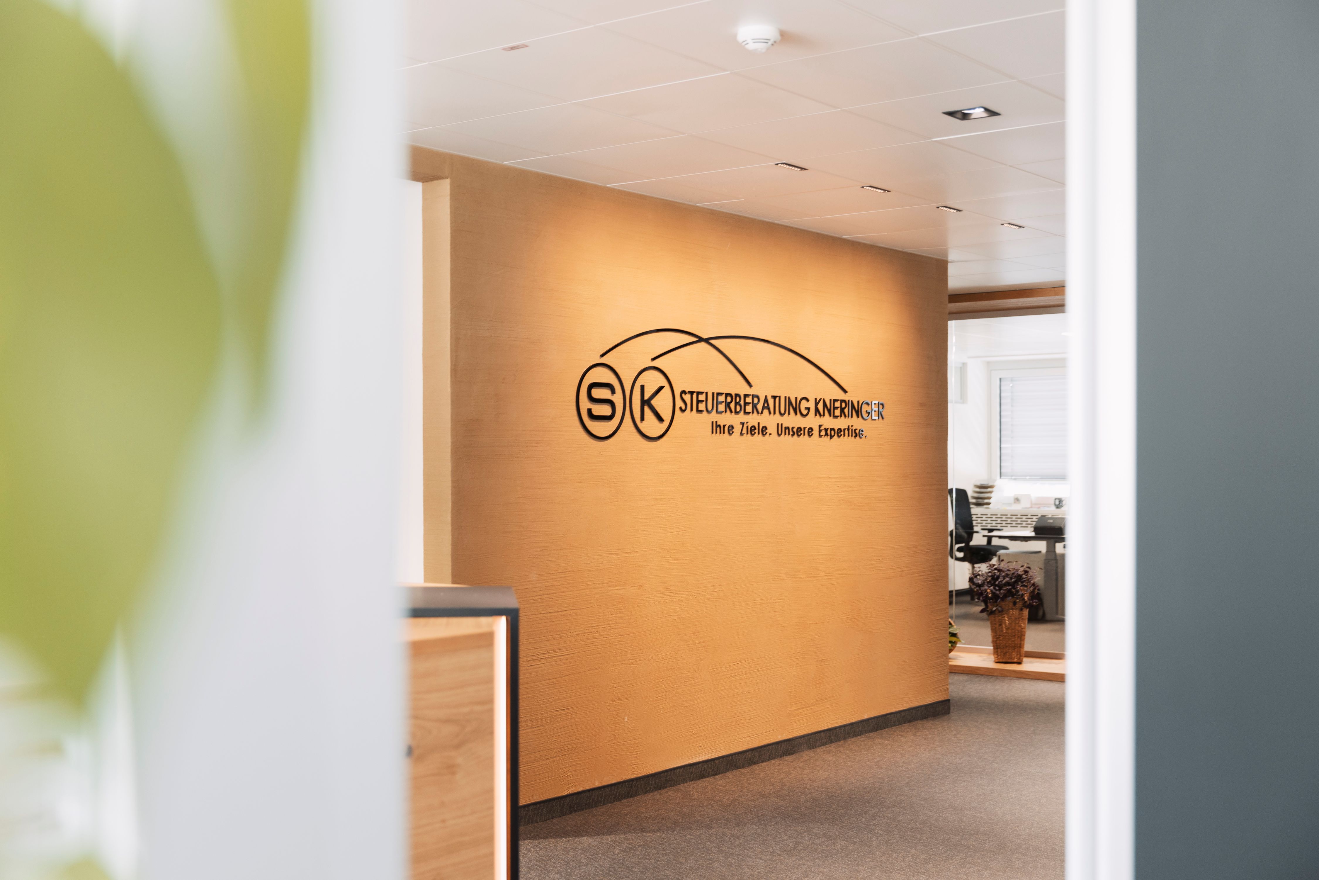 Bilder Steuerberatung Kneringer GmbH & CoKG