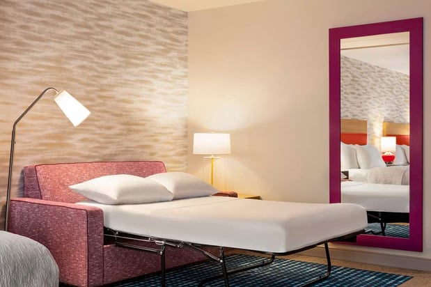 Images Home2 Suites by Hilton Milwaukee West