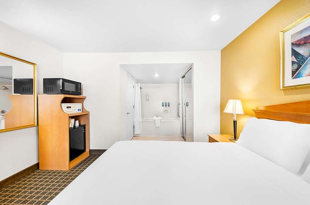 Images SureStay Plus by Best Western San Jose Central City