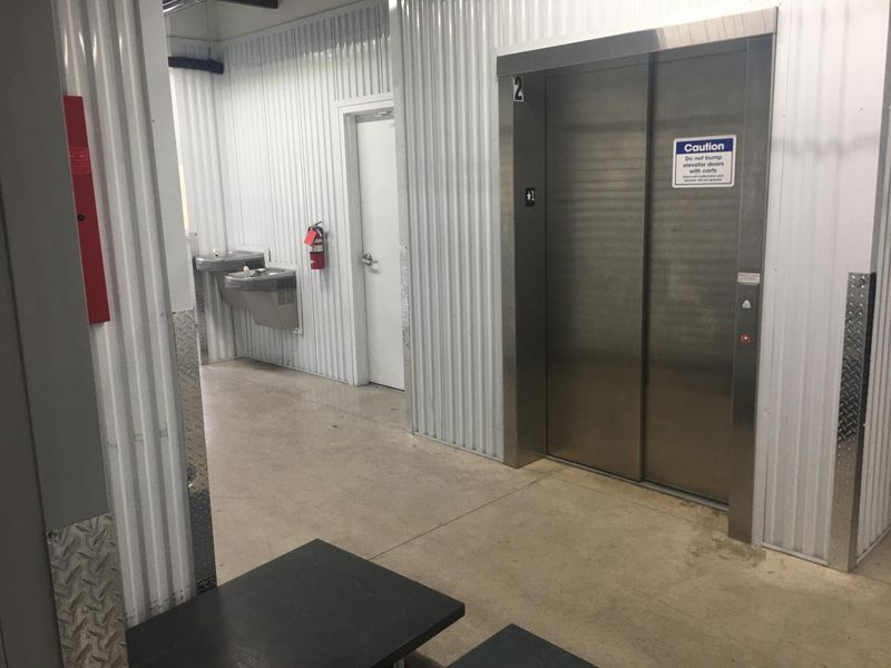 Elevators Life Storage - San Antonio San Antonio (210)222-2618