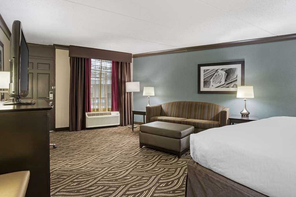One Room King Suite
