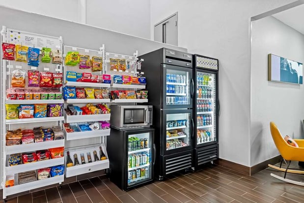 Images Spark by Hilton Oxford