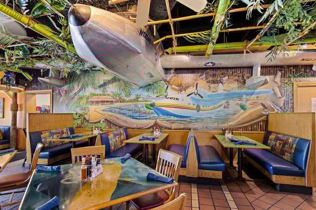 Images Holiday Inn & Suites Clearwater Beach S-Harbourside by IHG