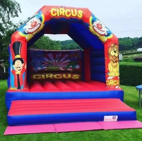Images Top Banana Bouncy Castles