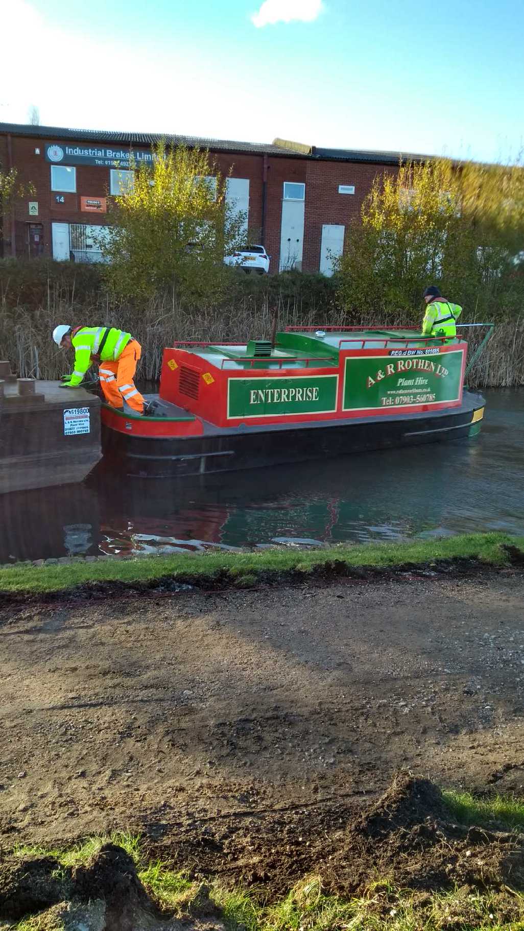 A & R Rothen Ltd - Rothen Workboats & Plant Hire Atherstone 01827 717884