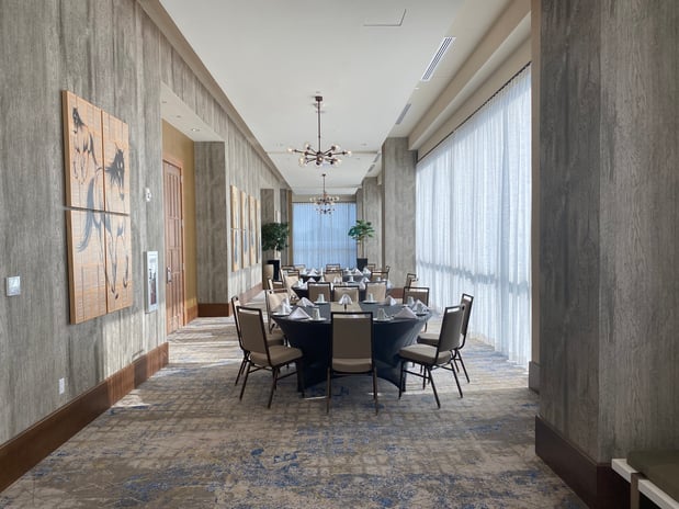 Images Holiday Inn & Suites Nashville Downtown - Broadway by IHG