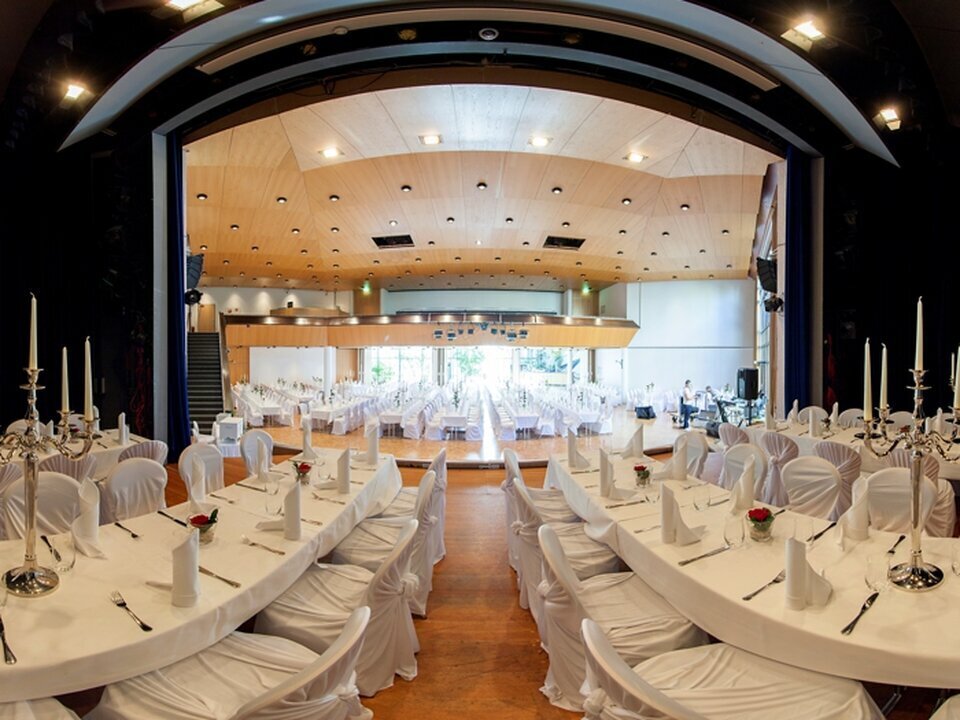 Sosyete Hochzeitssaal & Hochzeitsplaner, Konrad-Dreher-Straße 20 in München