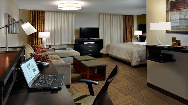 Images Staybridge Suites Toledo - Rossford - Perrysburg, an IHG Hotel