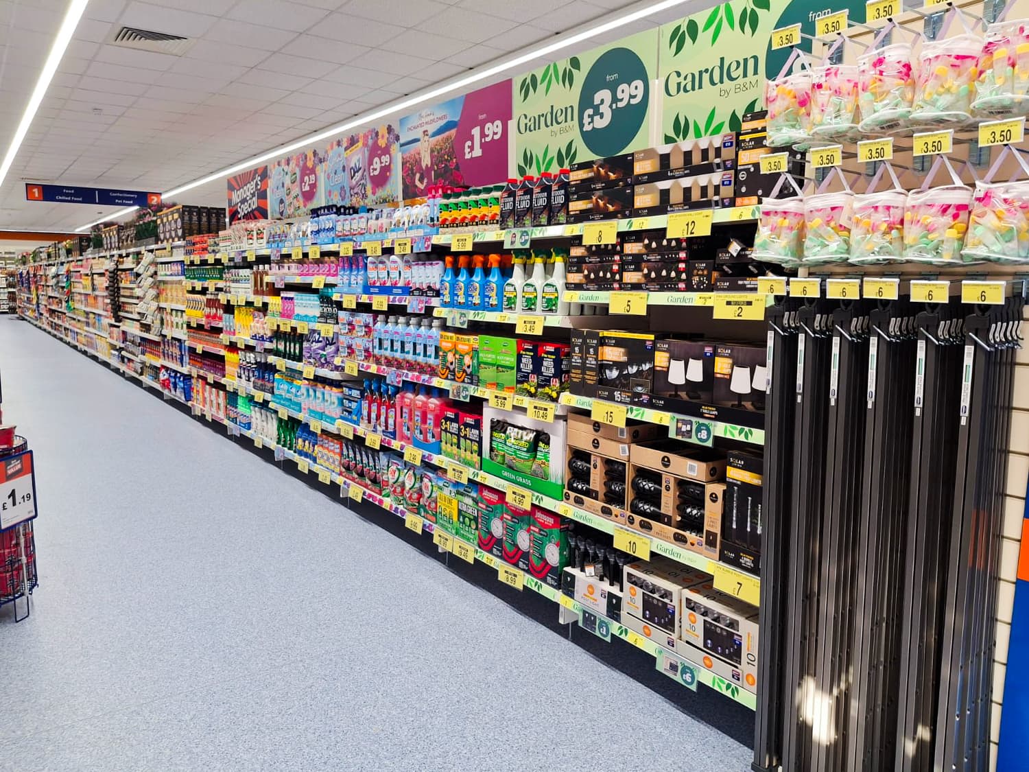Images B&M Store